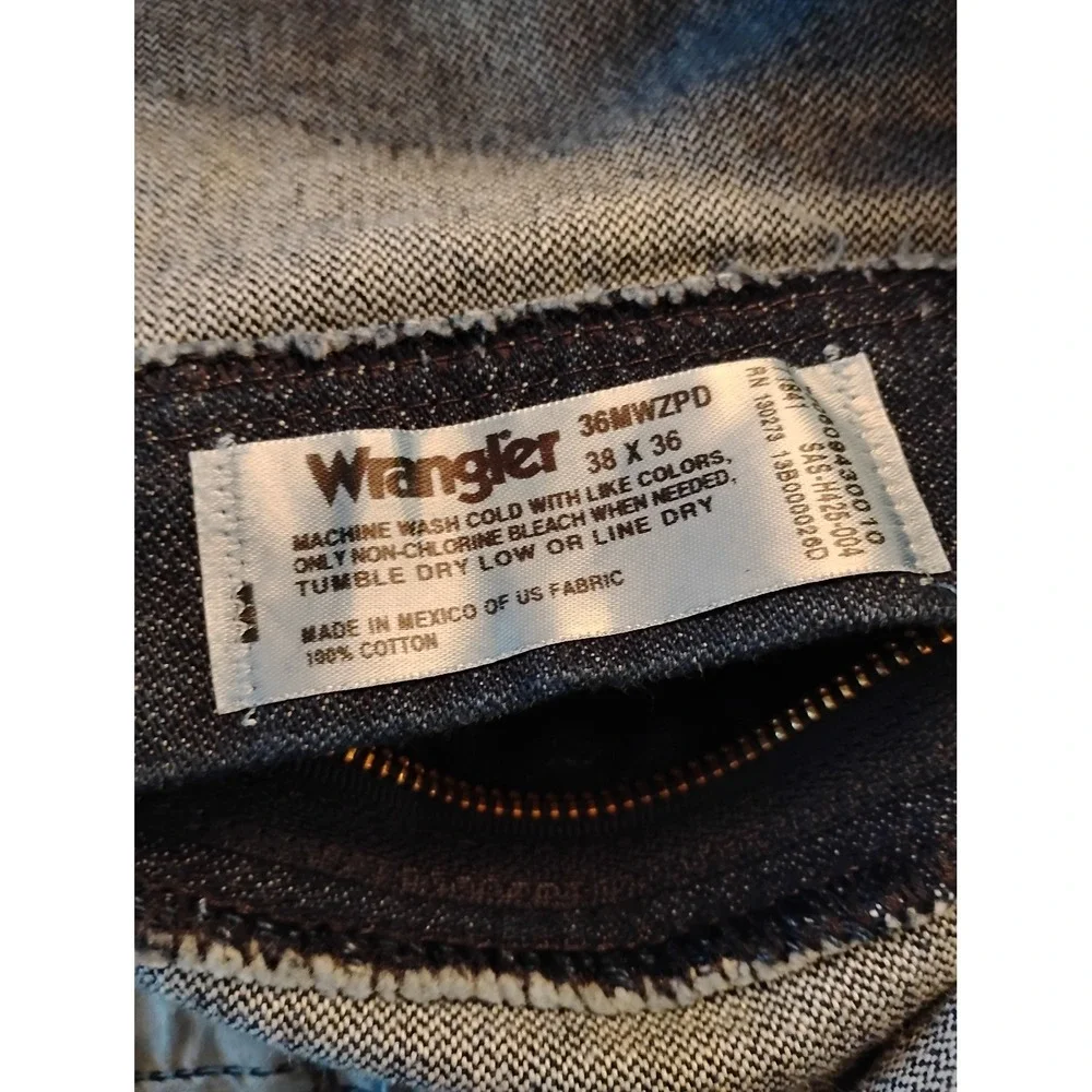 Wrangler 36MWZ Slim Fit Cowboy Cut Jeans Dark Wash 38x36 Mens Denim Indigo